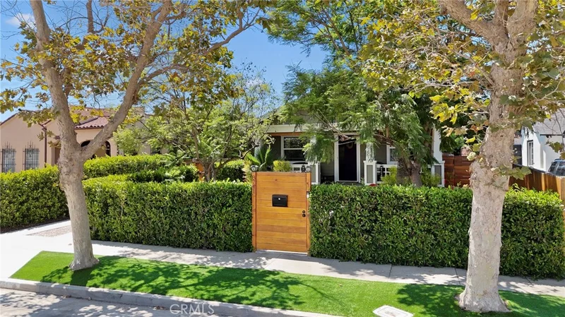 8741 Dalton Avenue, Los Angeles, CA 90047