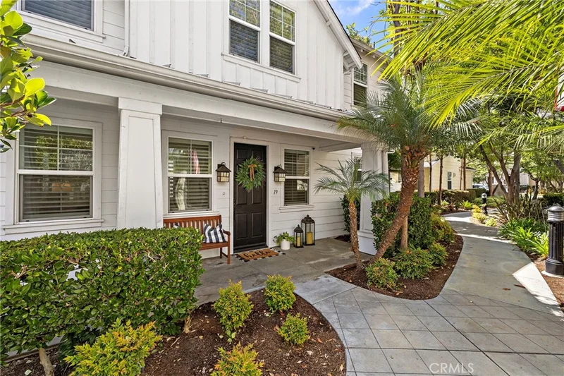19 Rinehart Road, Ladera Ranch, CA 92694