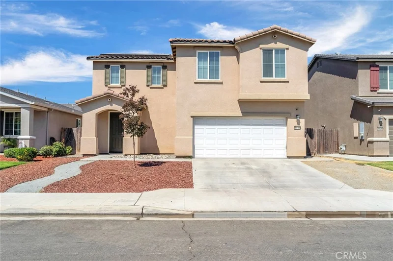 1137 S Pearwood Avenue, Fresno, CA 93727