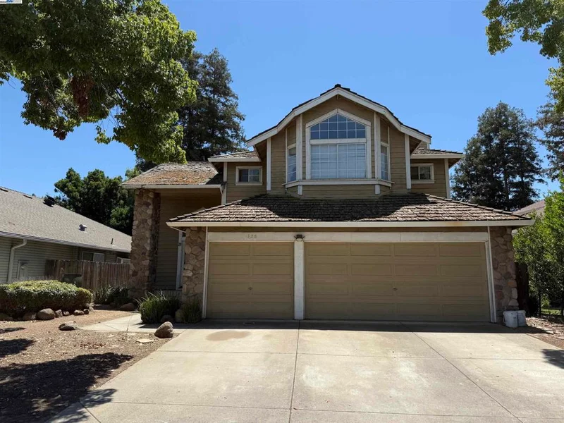 728 Waddell Way, Modesto, CA 95357