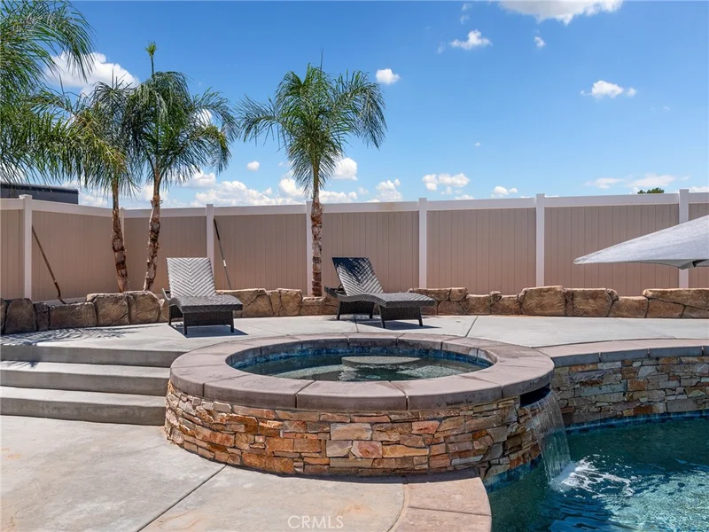 11232 Locust Ave., Hesperia, CA 92345