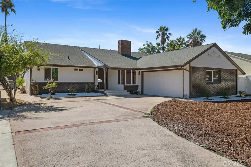 10217 Lemona Avenue, San Fernando, CA 91345