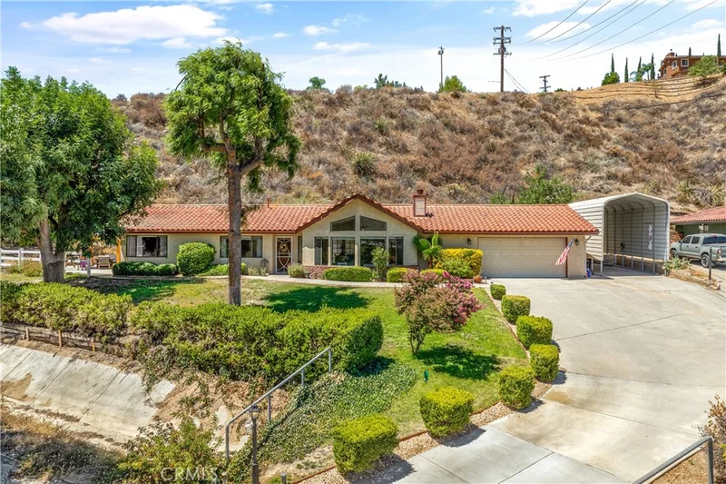 45655 Buckeye Lane, Hemet, CA 92544