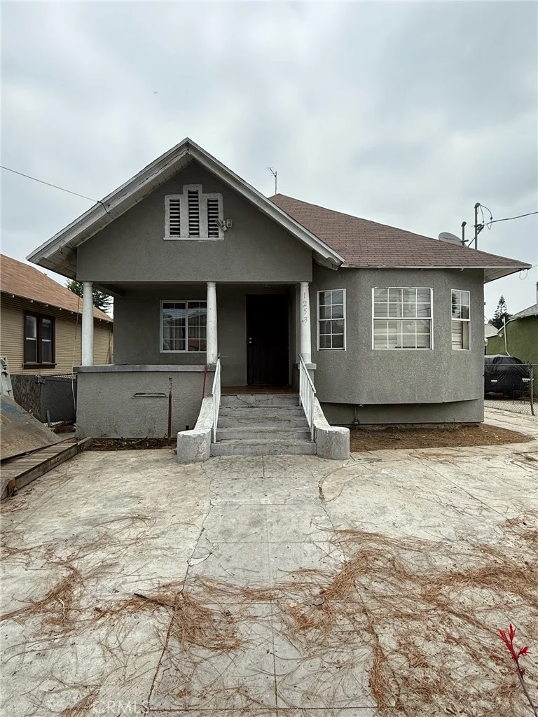 1253 E Martin Luther King Jr Boulevard, Los Angeles, CA 90011
