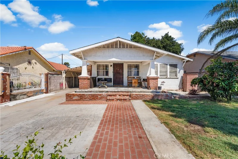 225 N Workman Street, San Fernando, CA 91340