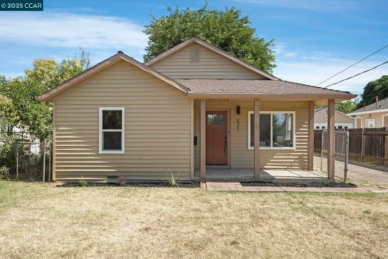 521 Bowman Avenue, Sacramento, CA 95833-2214