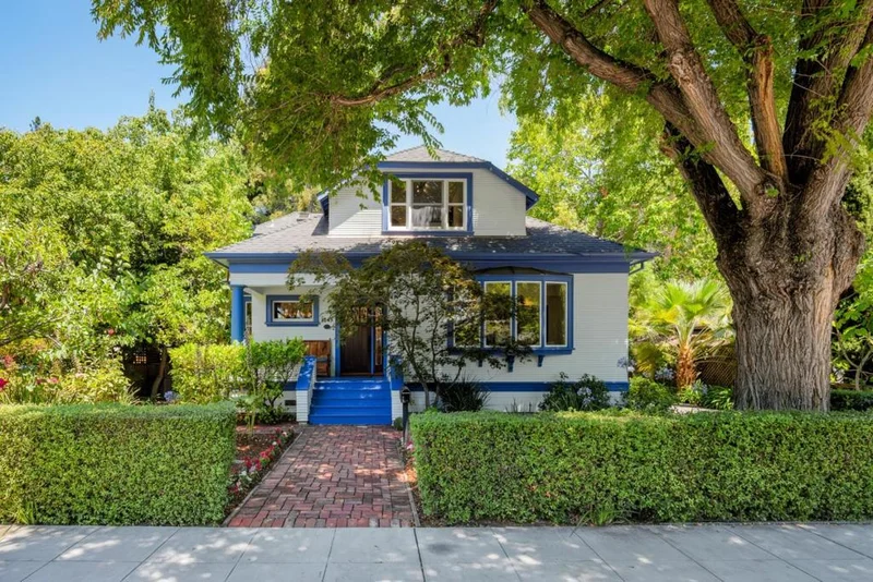 1245 Waverley Street, Palo Alto, CA 94301