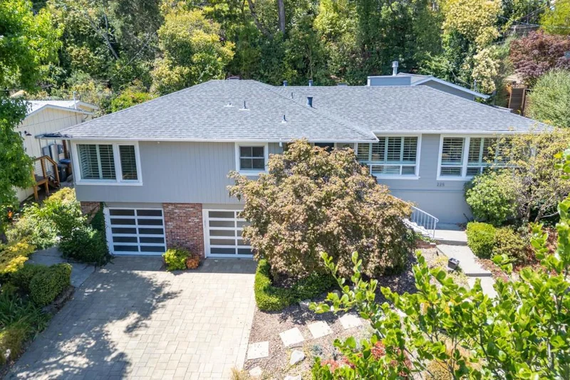 225 N Almenar Drive, Greenbrae, CA 94904