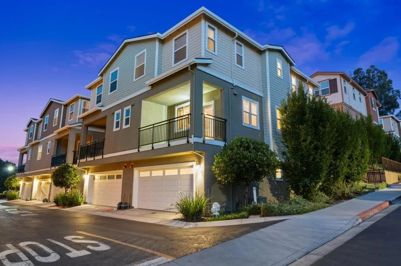905 Tierney Place, Martinez, CA 94553