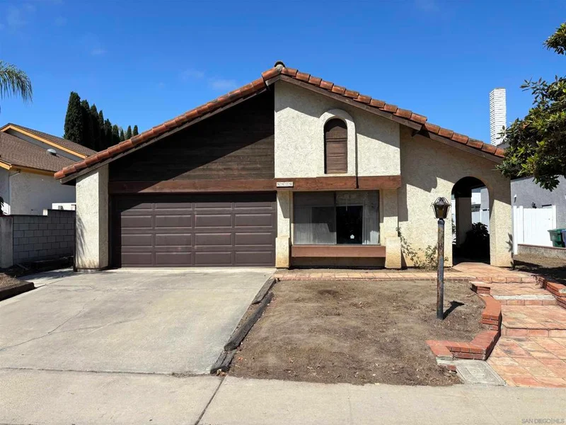 8920 Twin Trails Dr, San Diego, CA 92129