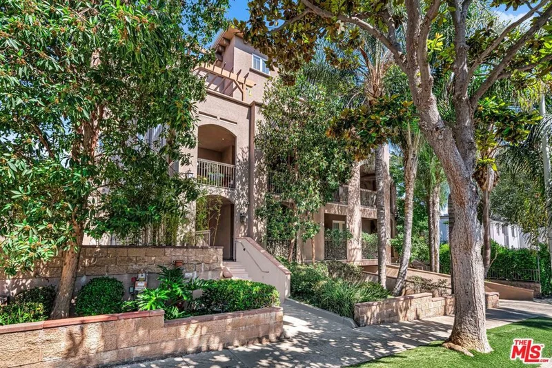 1248 N Laurel Avenue 103, West Hollywood, CA 90046