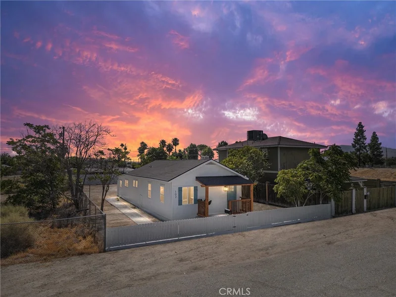 102 Jackson Street, Taft, CA 93268