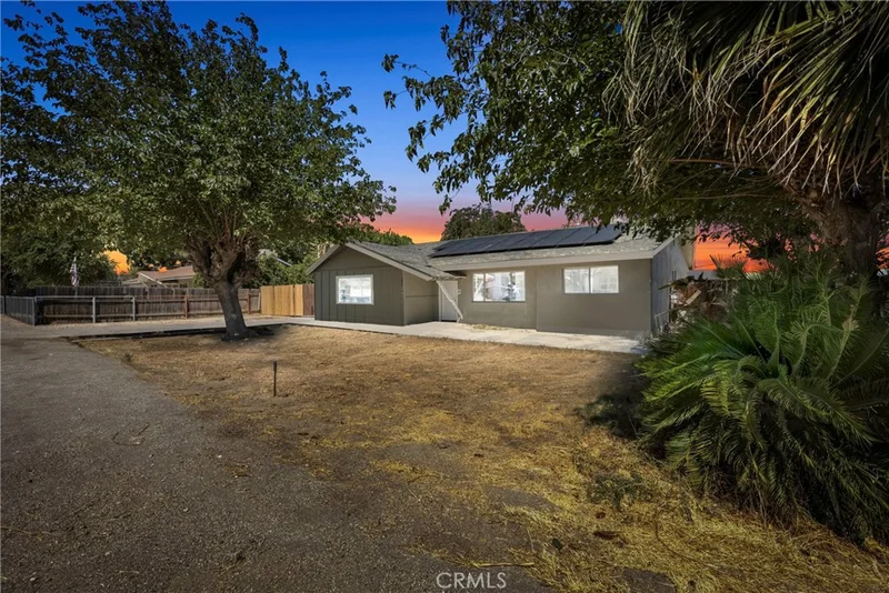 27564 Maple Street, Taft, CA 93268
