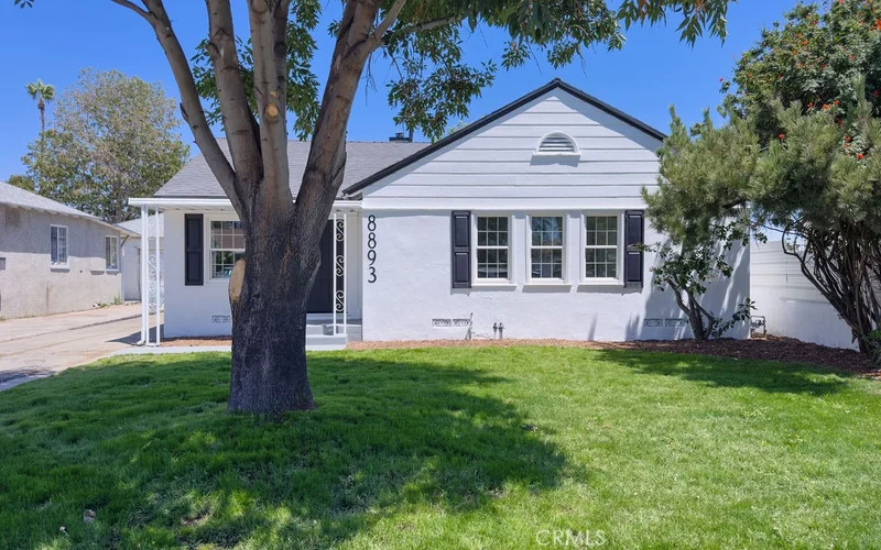 8893 Nuevo Avenue, Fontana, CA 92335