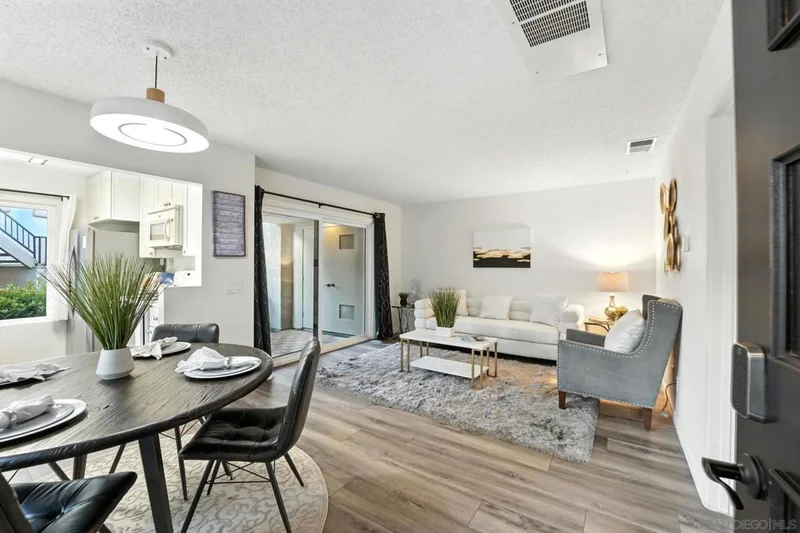 8476 New Salem St 77, San Diego, CA 92126