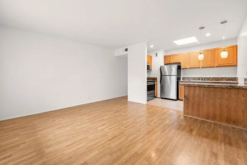 4329 Central Ave Apt 5, San Diego, CA 92105