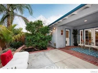 Photo 2 of 604 Princeton Circle W