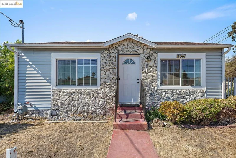 2533 Bush Ave, Richmond, CA 94806