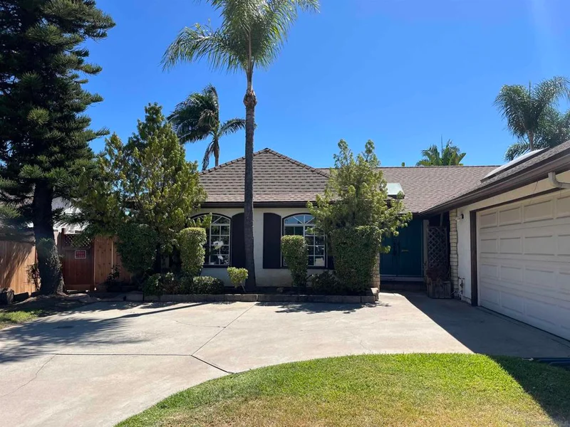 781 Maywood, Escondido, CA 92027