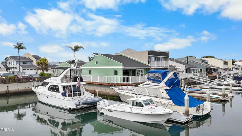 4574 Falkirk Bay, Oxnard, CA 93035