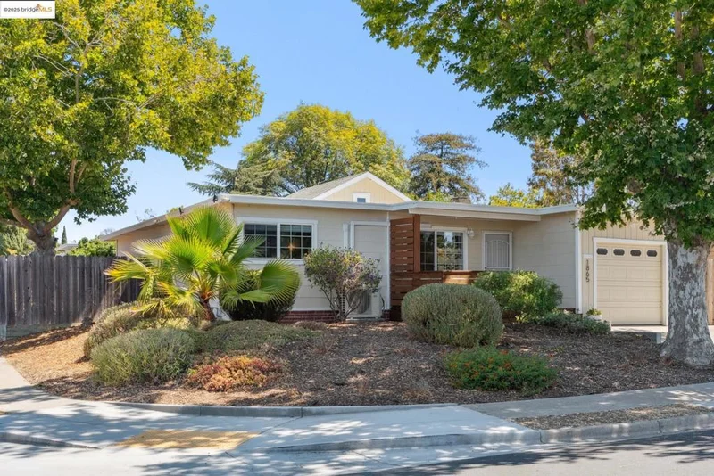 1865 Overhill Rd, Concord, CA 94520