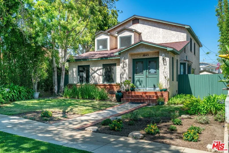 1043 22nd Street, Santa Monica, CA 90403
