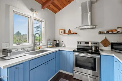 15741 Forest View Road photo 2