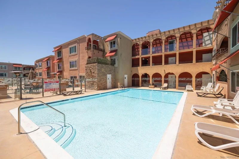 860 Turquoise St 235, San Diego, CA 92109