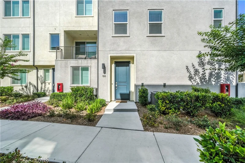 5481 Seacliff Place 100, San Diego, CA 92154