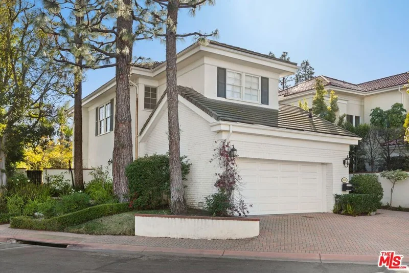 12320 Ridge Circle, Los Angeles, CA 90049