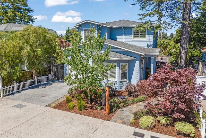 513 Hill Street, Capitola, CA 95010