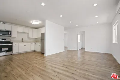 649 W 92nd Street photo 2