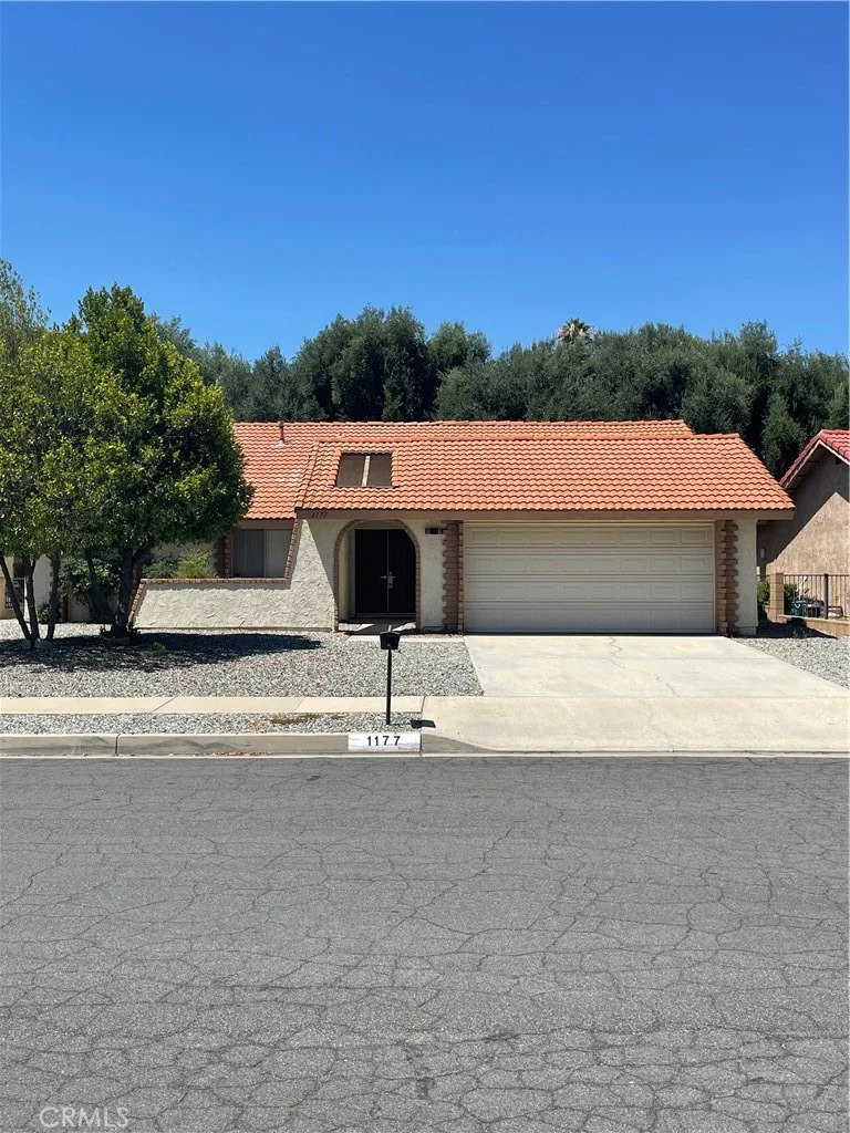 1177 Lemon Gum Lane, Hemet, CA 92545