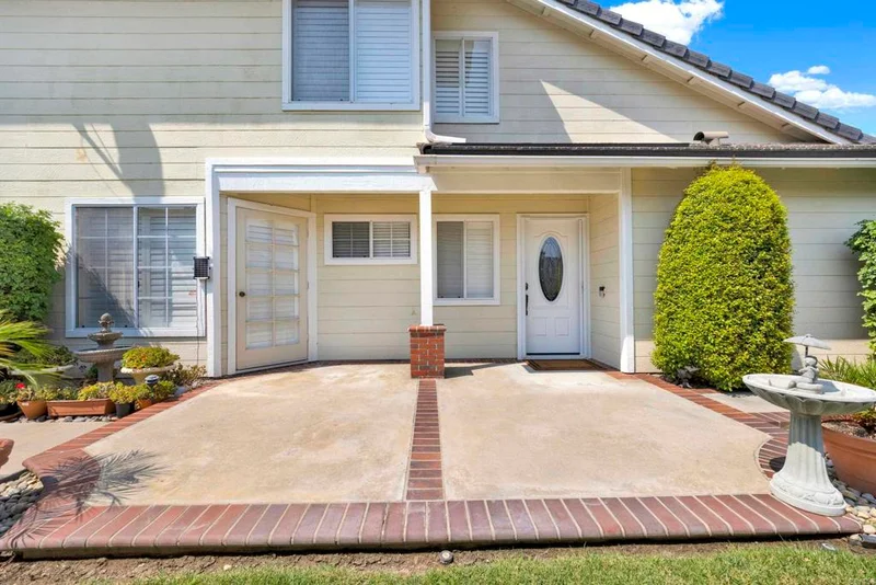 1135 Bitterbush Lane, El Cajon, CA 92019
