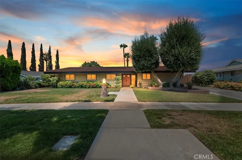 5481 Pinehurst Drive, Riverside, CA 92504