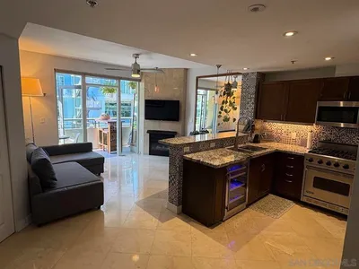 1277 Kettner Blvd 305