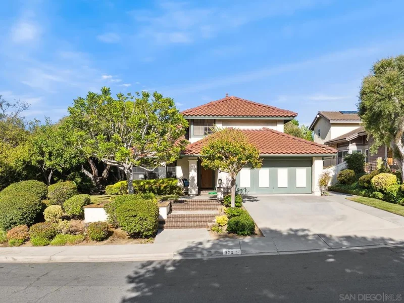 273 Via Palacio, Encinitas, CA 92024