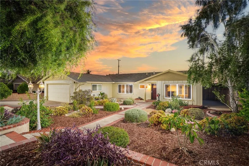 632 W 7th Street, Upland, CA 91786