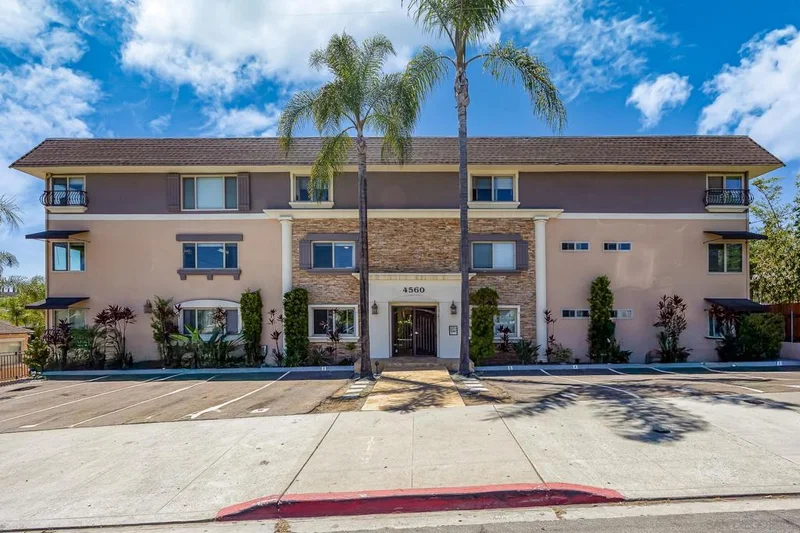 4560 60th St 10, San Diego, CA 92115