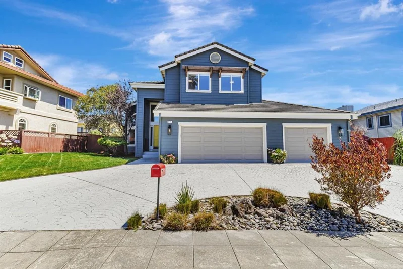 515 Silver Avenue, Half Moon Bay, CA 94019