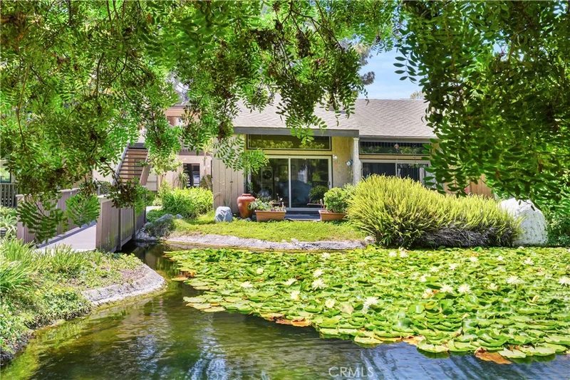 7890 E Spring Street 21I, Long Beach, CA 90815