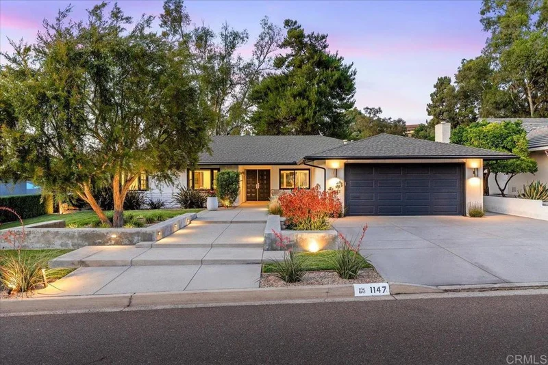1147 San Pablo Dr, San Marcos, CA 92078
