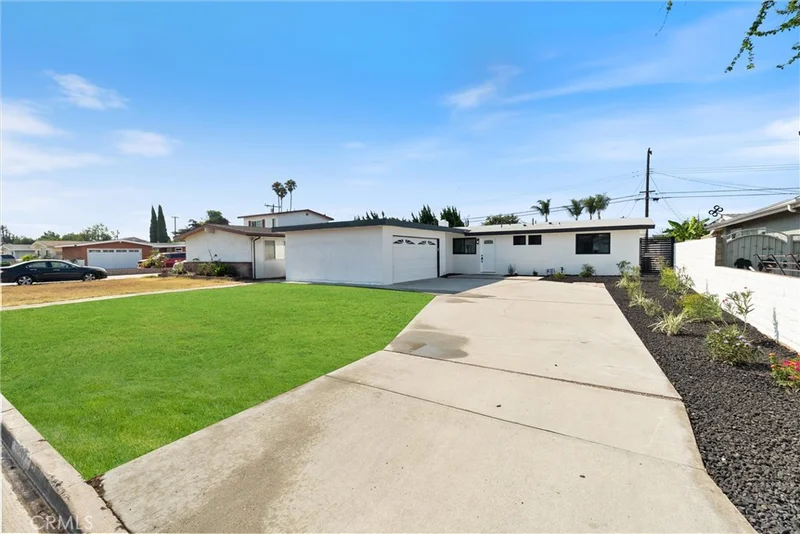 8852 Blossom Avenue, Garden Grove, CA 92841