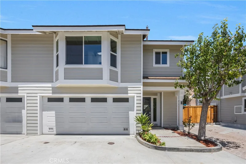 117 E Wilson Street E, Costa Mesa, CA 92627
