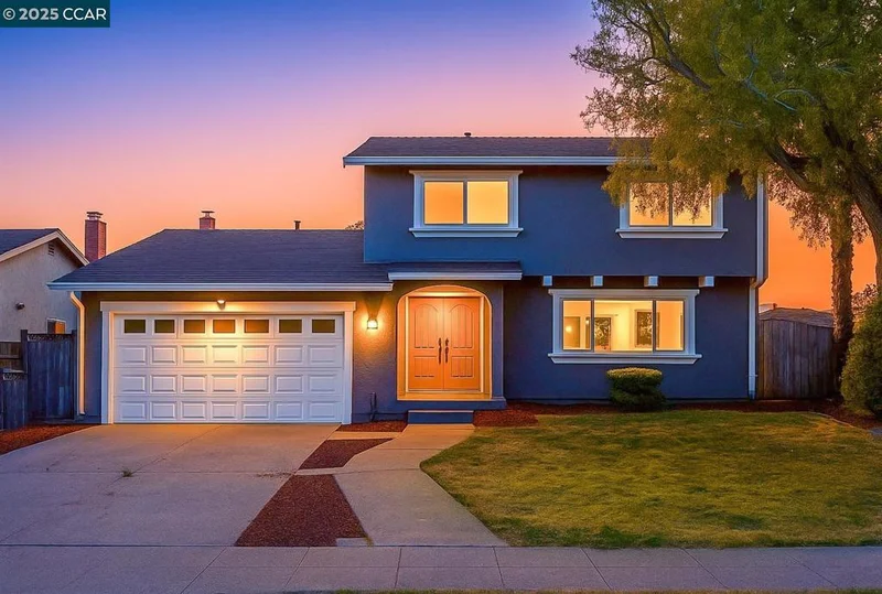 521 S 50th St, Richmond, CA 94804