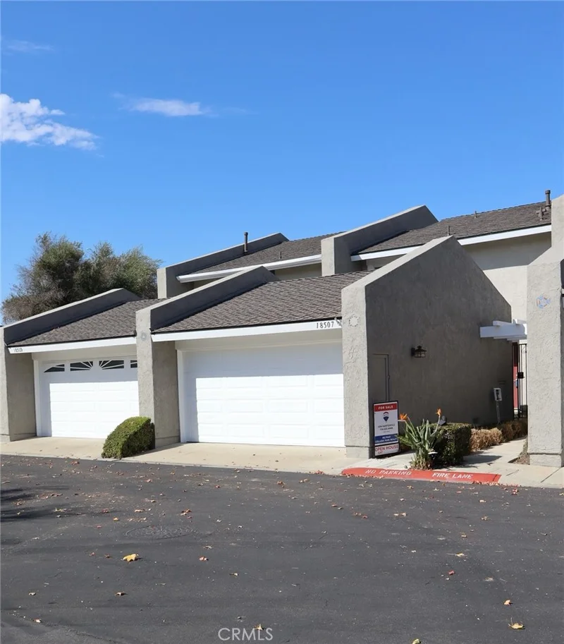 18507 Pueblo Circle, Huntington Beach, CA 92646