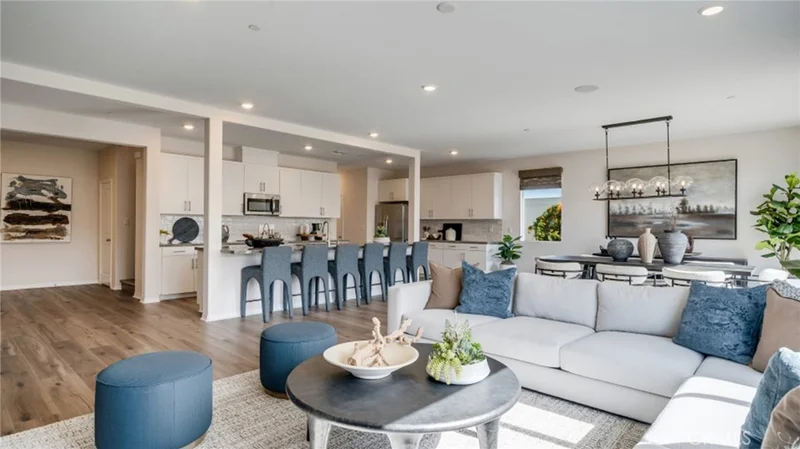294 Grand Sky Lane, Perris, CA 92570