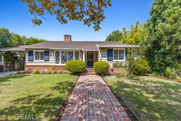 4545 Allott Ave, Sherman Oaks, CA 91423