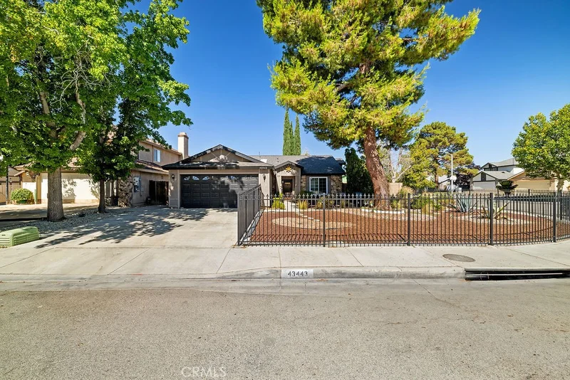 43443 Jennifer Lane, Lancaster, CA 93535
