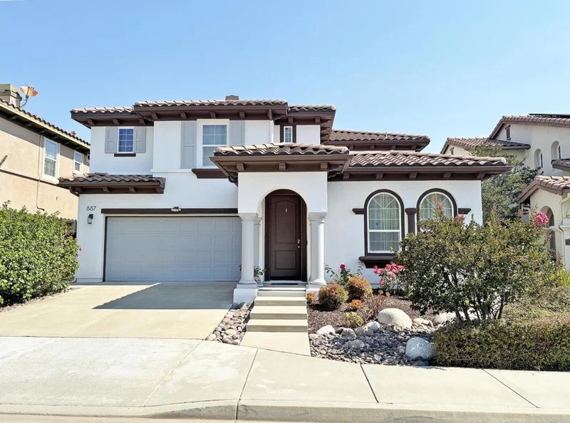 887 Chandelier Court, San Marcos, CA 92078